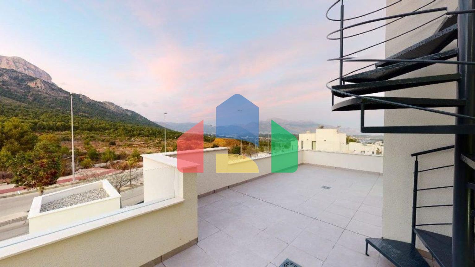 Дом в Полоп ID F0067