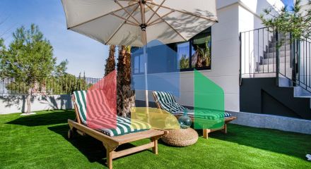 Independent villas with sea views at Polop (10min drive to Benidorm and Altea)