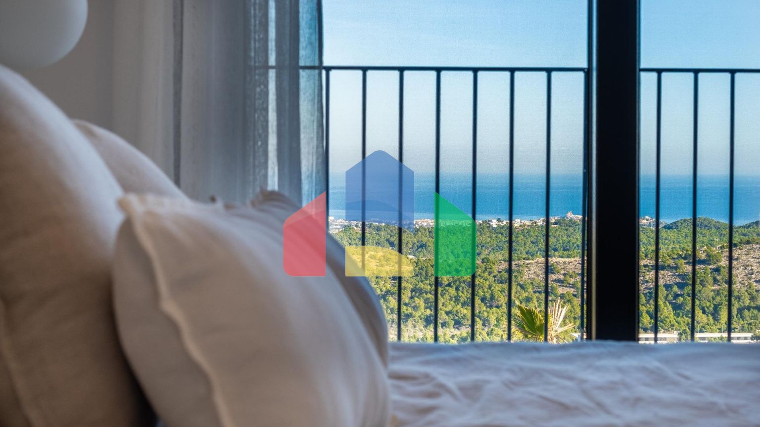 Independent villas with sea views at Polop (10min drive to Benidorm and Altea)