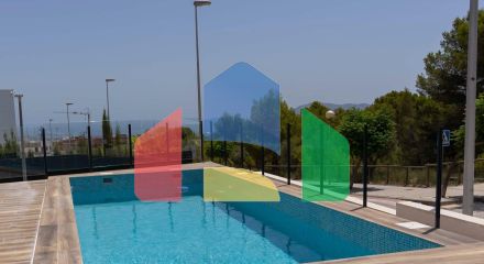 НОВАЯ ПОСТРОЕННАЯ ВИЛЛА В ПОЛОПЕ