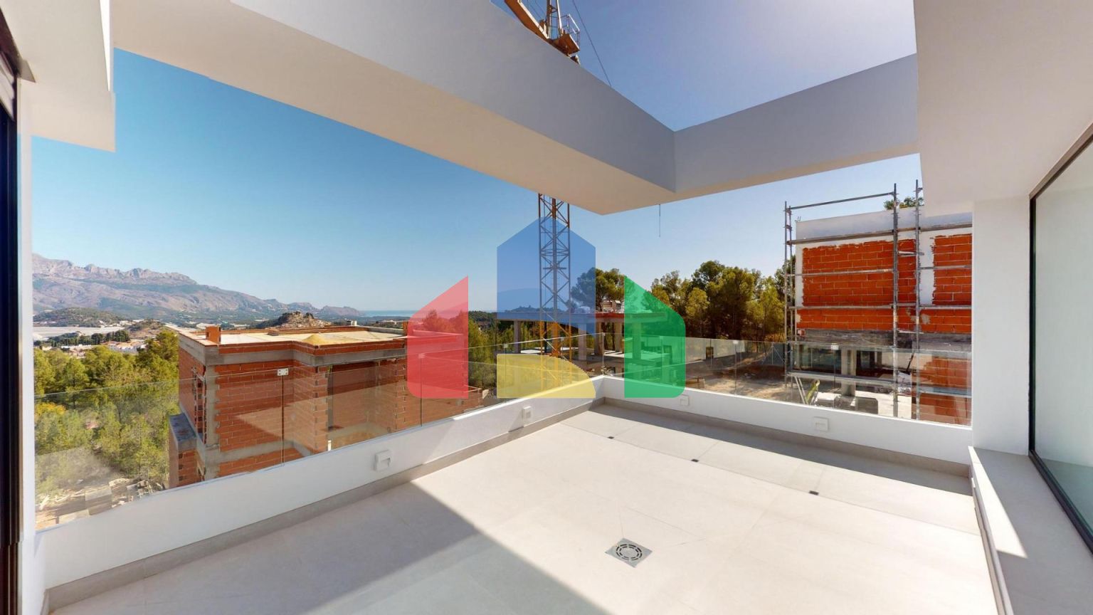 Новые роскошные виллы в Полопе с потрясающими видами