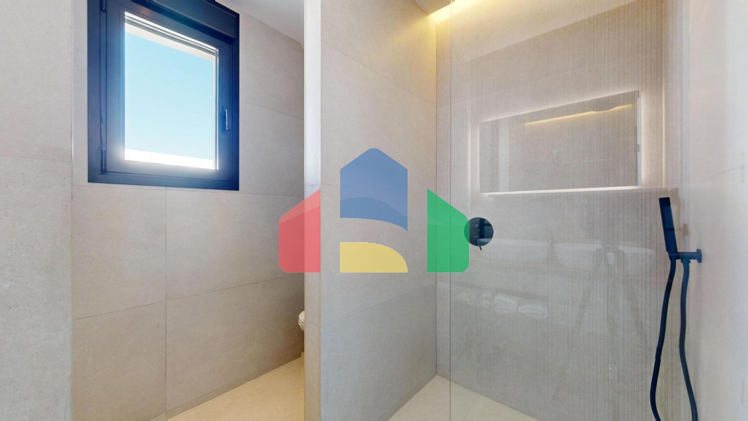 Новые роскошные виллы в Полопе с потрясающими видами