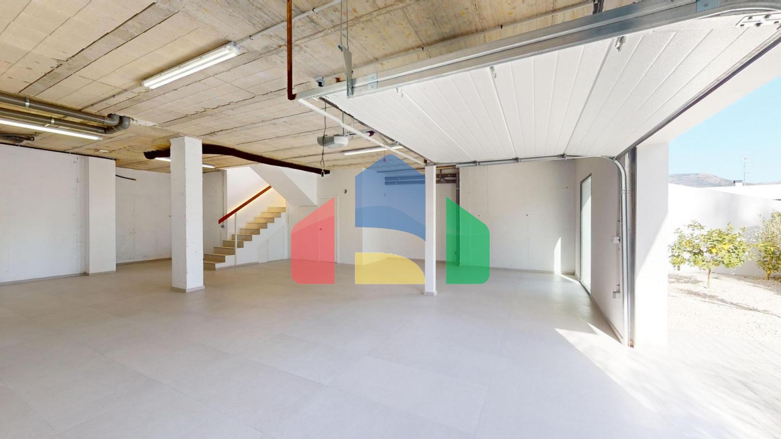 Новые роскошные виллы в Полопе с потрясающими видами