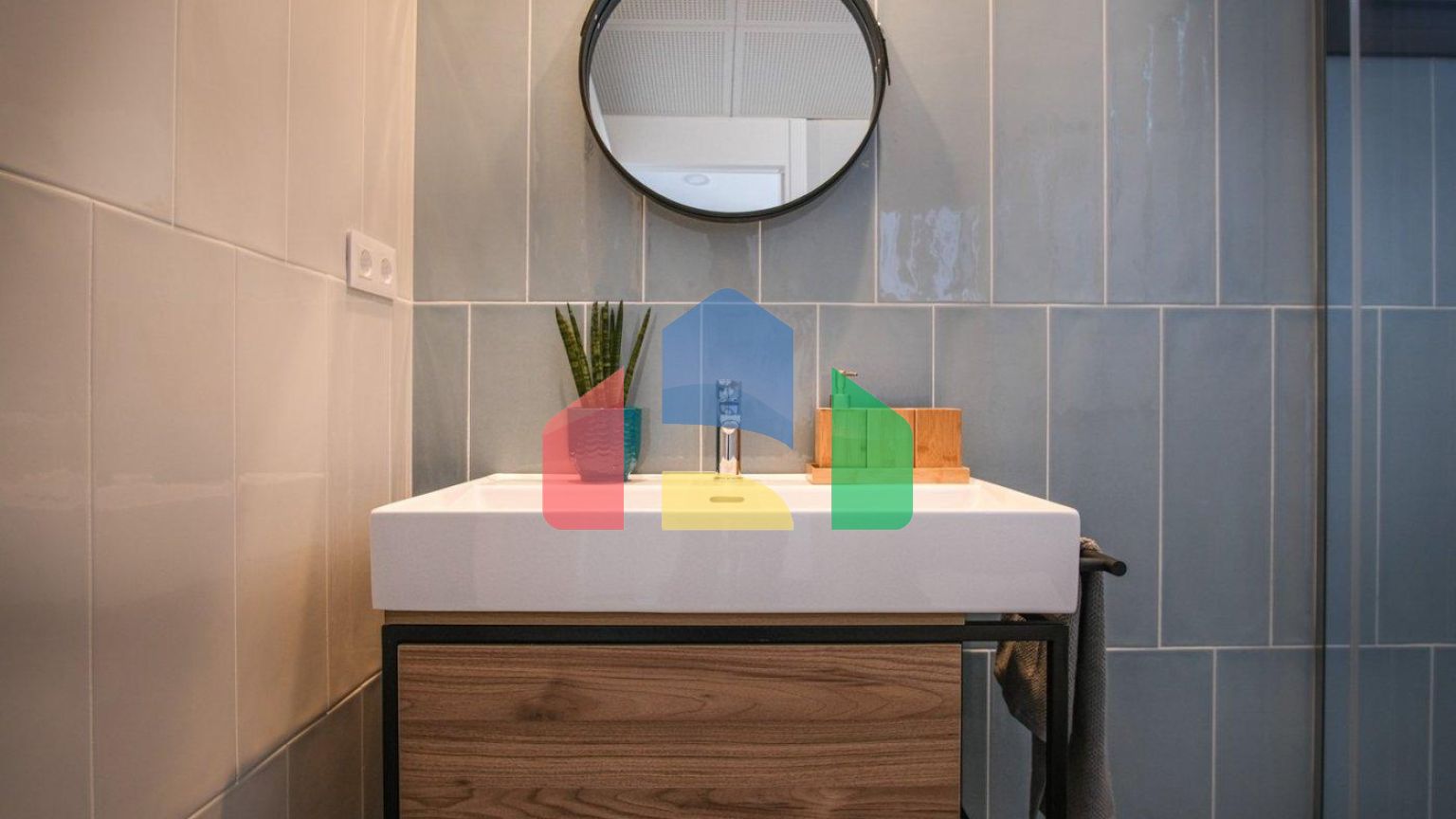 Совершенно новые независимые виллы с видом на море в Полопе (провинция Аликанте)