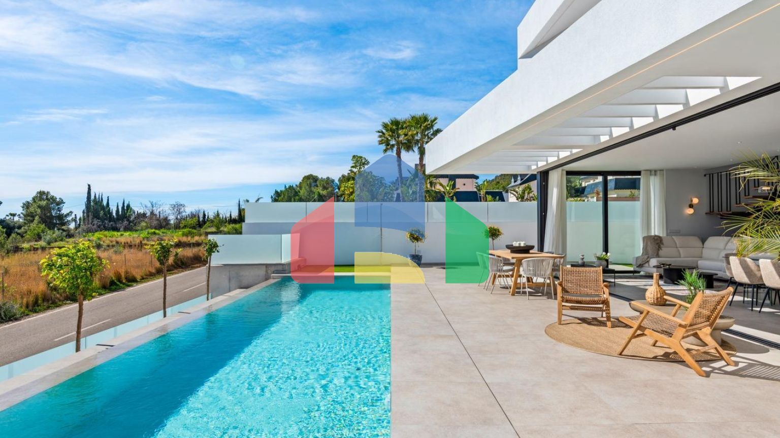 НОВЫЕ ВИЛЛЫ В ПОЛОПЕ