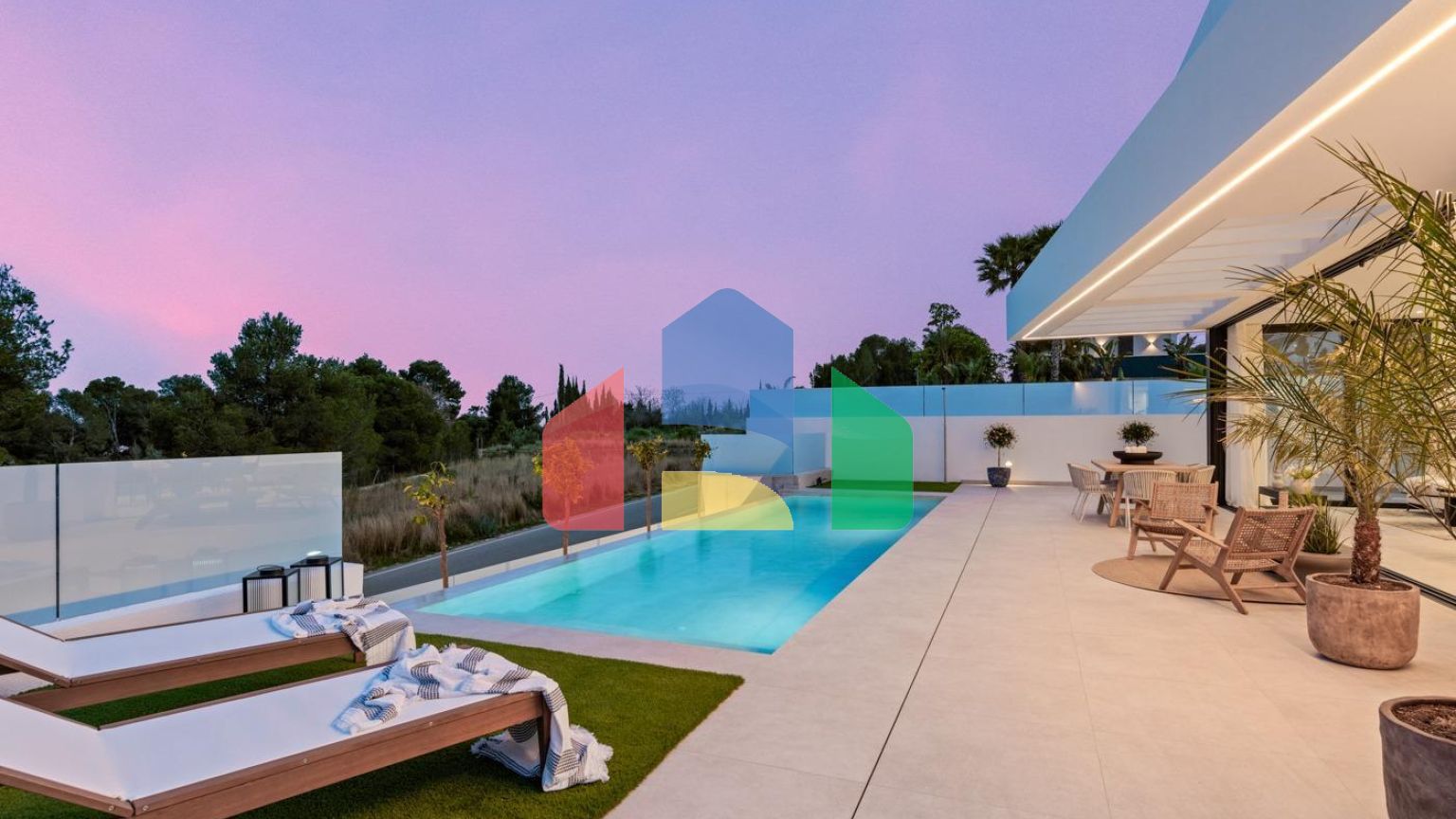 НОВЫЕ ВИЛЛЫ В ПОЛОПЕ