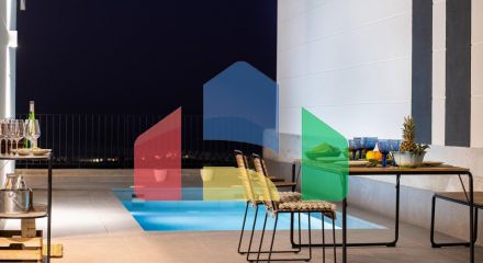 Совершенно новые независимые виллы с видом на море в Полопе (провинция Аликанте)