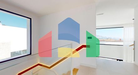 Новые роскошные виллы в Полопе с потрясающими видами