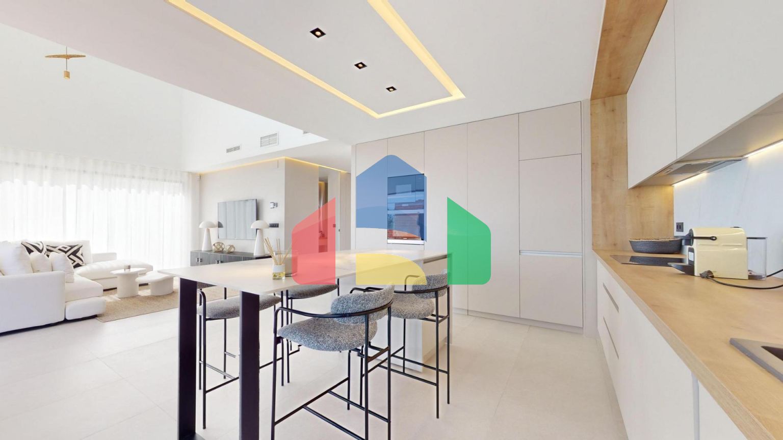 Новые роскошные виллы в Полопе с потрясающими видами