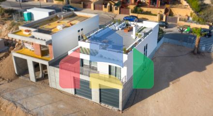 Independent villas with sea views at Polop (10min drive to Benidorm and Altea)