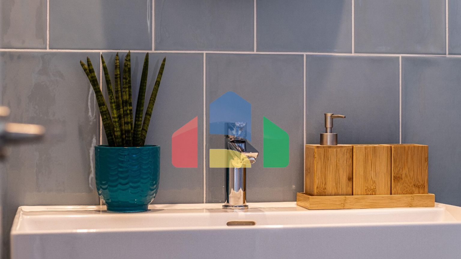 Independent villas with sea views at Polop (10min drive to Benidorm and Altea)