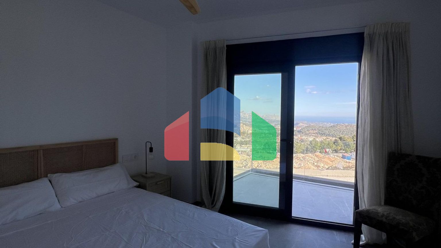 НОВЫЕ ТАУНХАУСЫ В ПОЛОПЕ