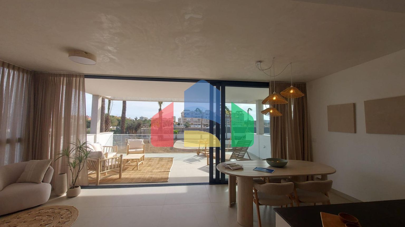 Квартира в Кабо де Палос с видом на море и общим бассейном