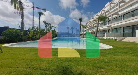 Квартира в Кабо де Палос с видом на море и общим бассейном