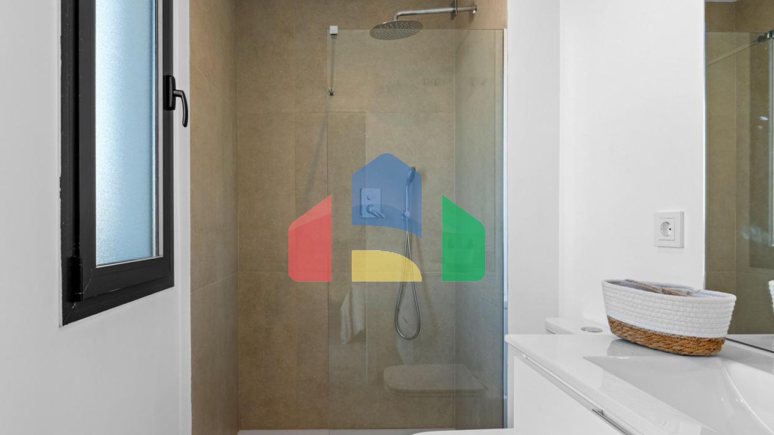 НОВЫЙ ЖИЛОЙ КОМПЛЕКС В МАР-ДЕ-КРИСТАЛЬ