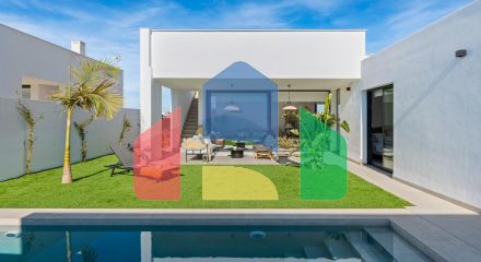 НОВЫЕ ВИЛЛЫ В МАР ДЕ КРИСТАЛЬ