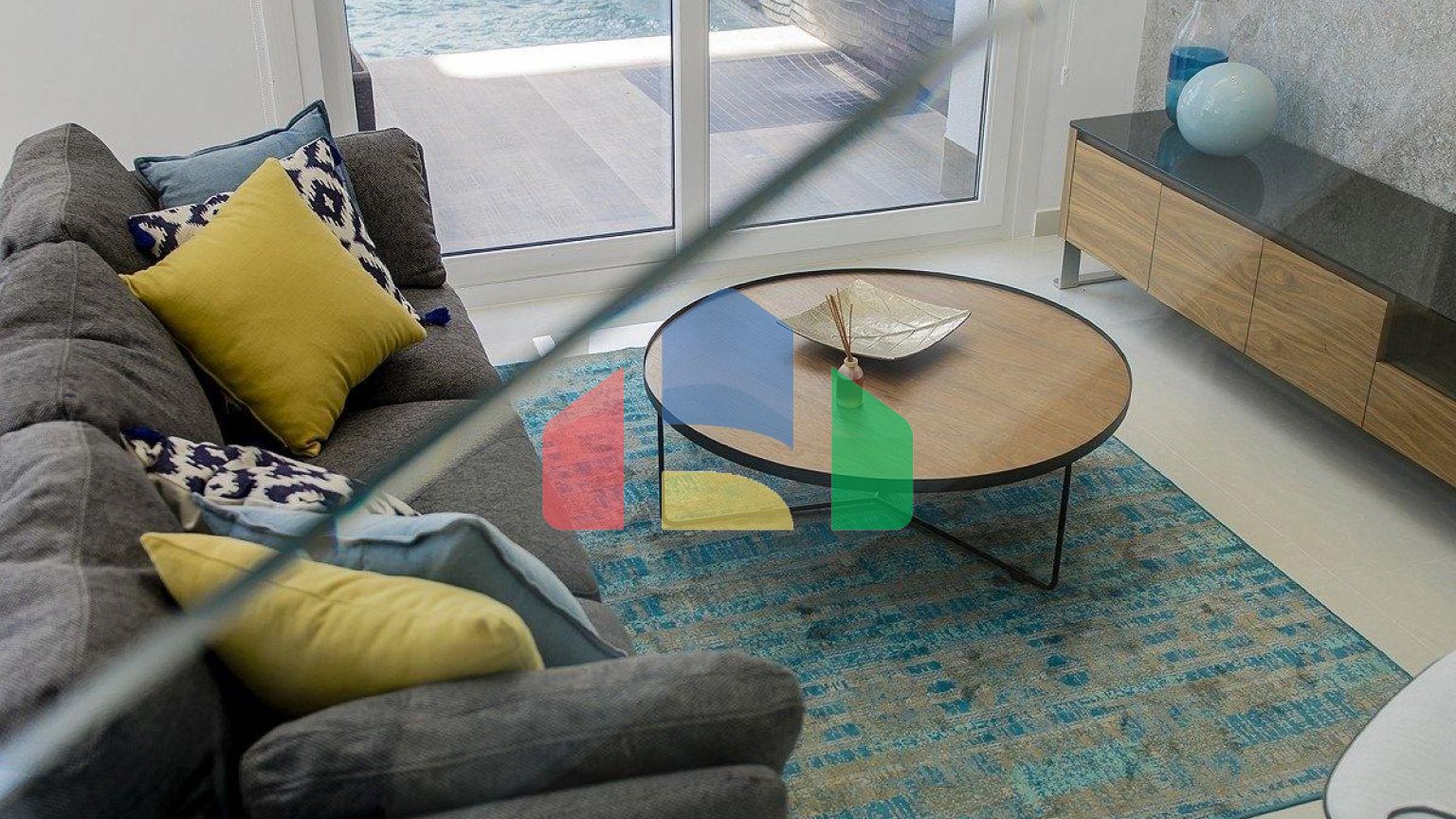 НОВАЯ ПОСТРОЕННАЯ ВИЛЛА В PLAYA HONDA