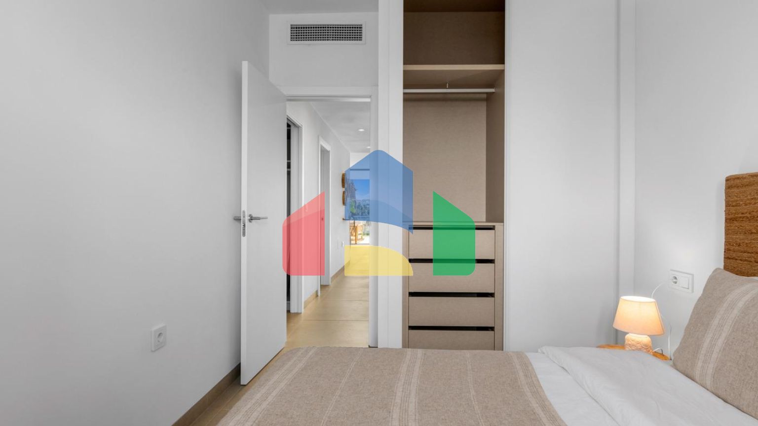 НОВЫЙ ЖИЛОЙ КОМПЛЕКС В МАР-ДЕ-КРИСТАЛЬ