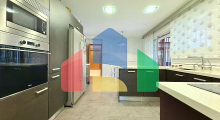 Эксклюзиваня вилла с 6 спальнями в г. Мучамьель, Аликанте.