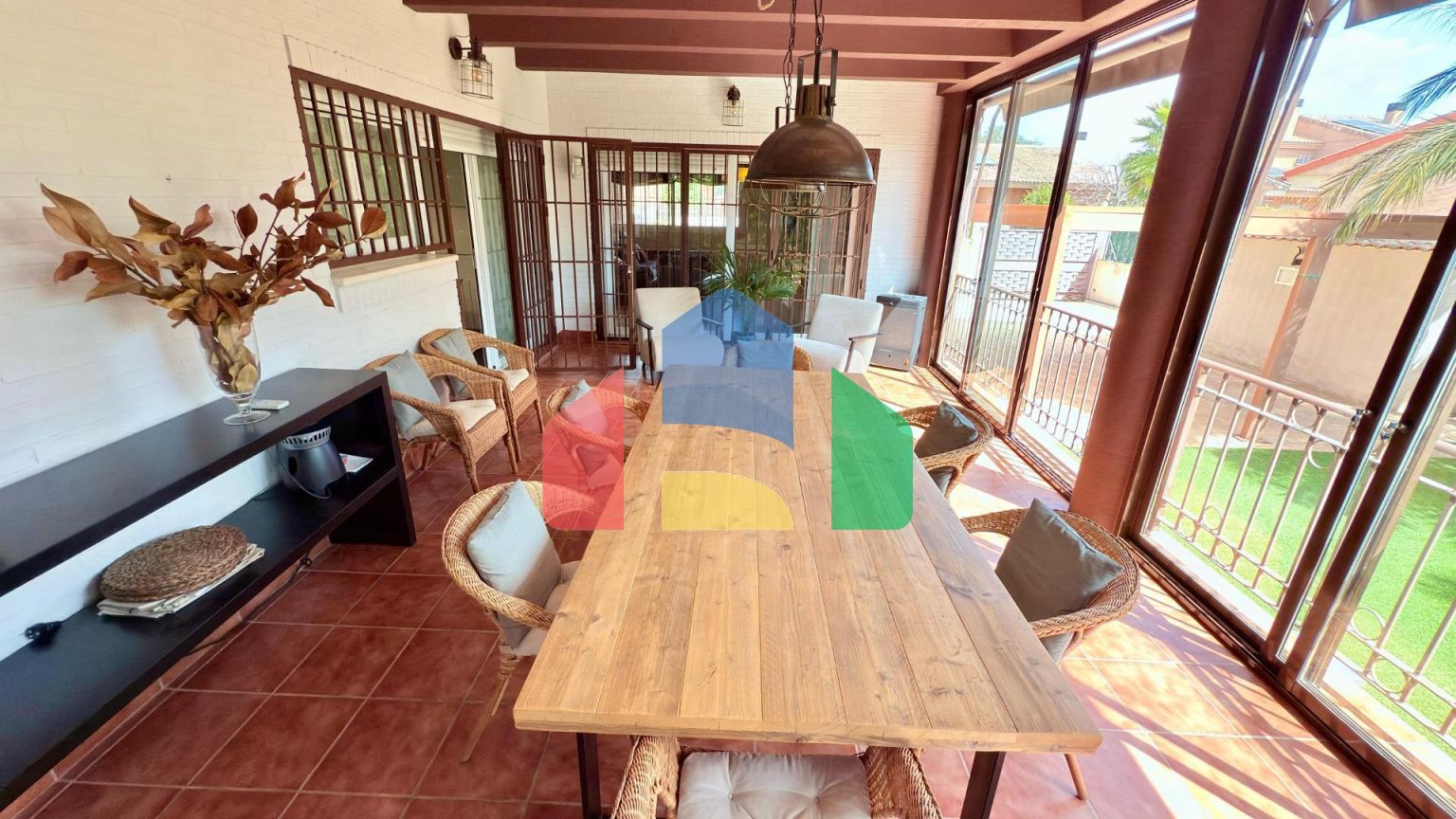 Эксклюзиваня вилла с 6 спальнями в г. Мучамьель, Аликанте.