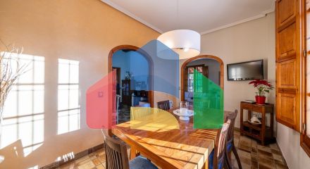 Испанское поместье, настоящий оазис вблизи от города.