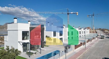 Строительство автономных вилл новой постройки, с частными бассейнами и современной отделкой.