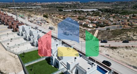 Строительство автономных вилл новой постройки, с частными бассейнами и современной отделкой.