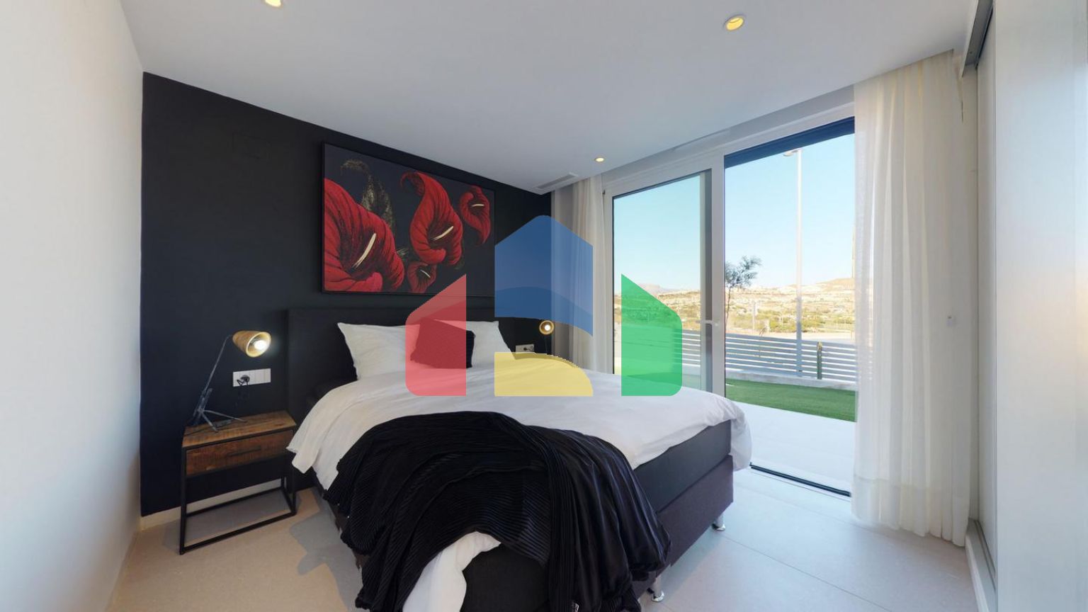 Строительство автономных вилл новой постройки, с частными бассейнами и современной отделкой.