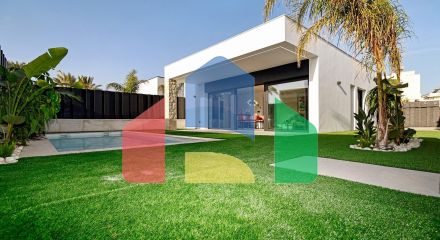 НОВЫЕ ВИЛЛЫ В МОЛИНА-ДЕ-СЕГУРА