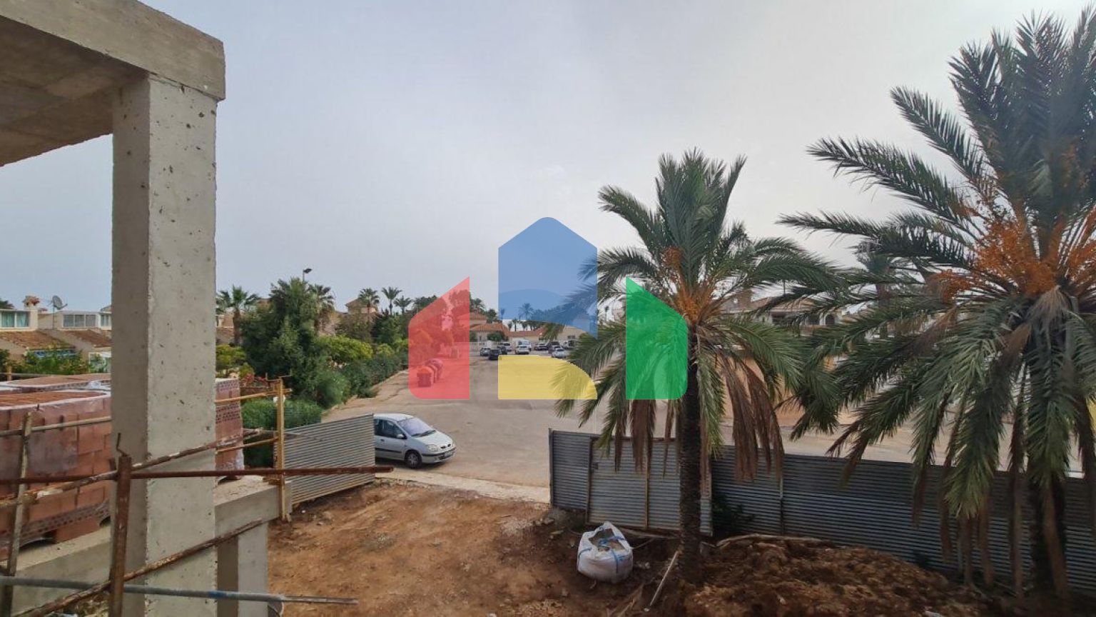 НОВЫЕ ВИЛЛЫ В ЛОС УРРУТИАС, МУРСИЯ