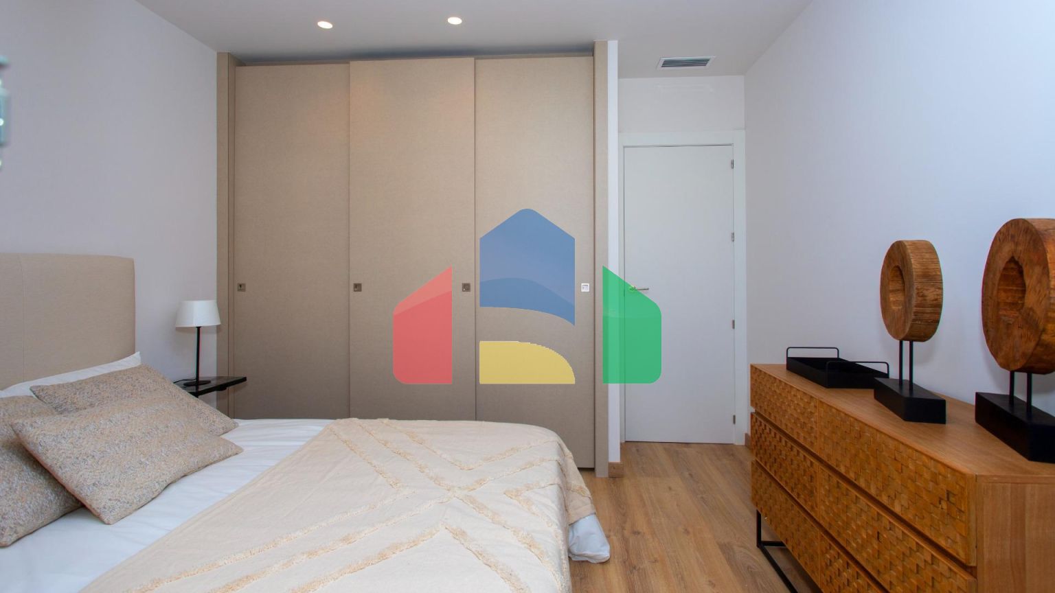 Эксклюзивный дуплекс в Монфорте-дель-Сид — Идеально для семей