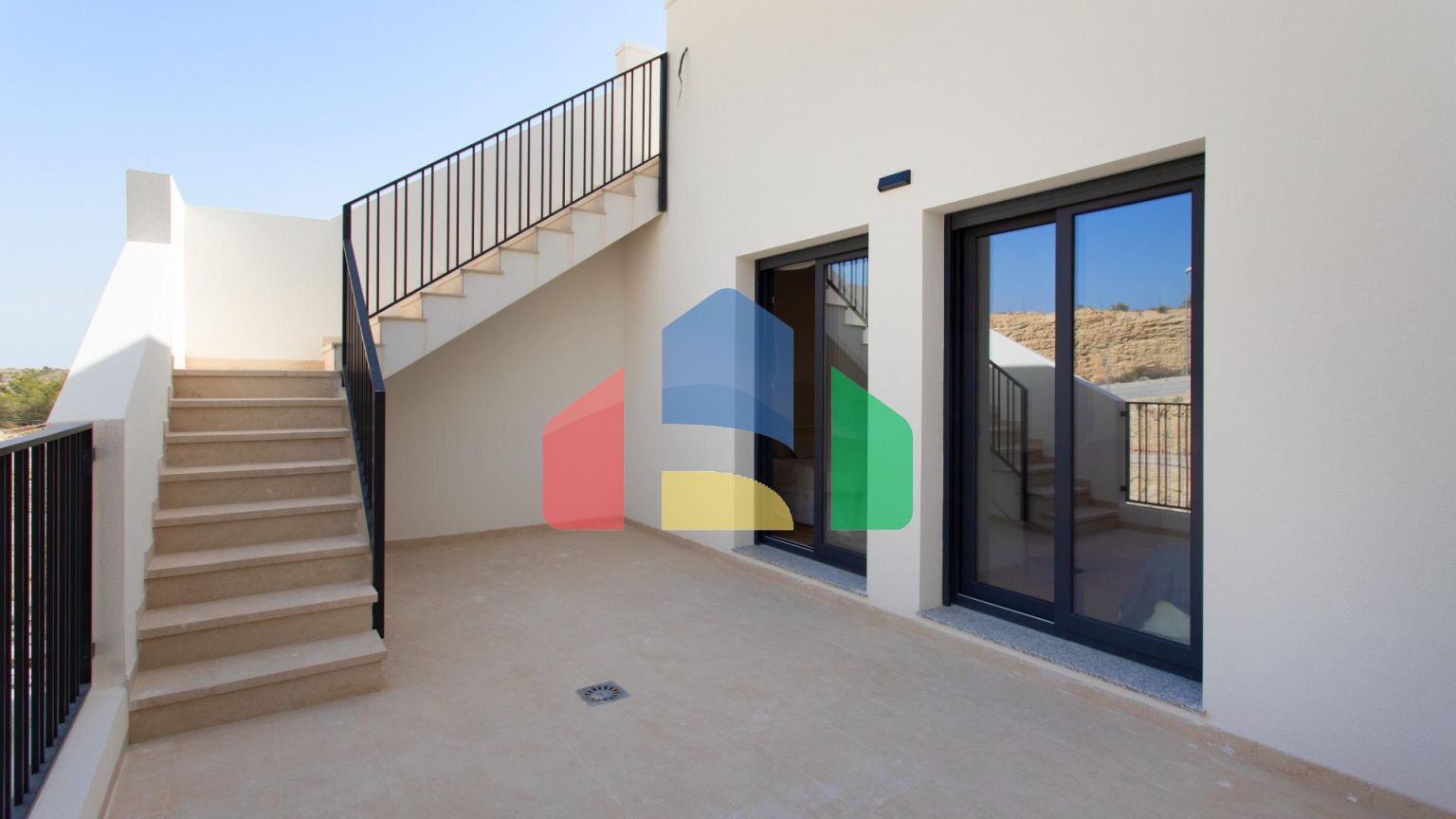 Эксклюзивный дуплекс в Монфорте-дель-Сид — Идеально для семей