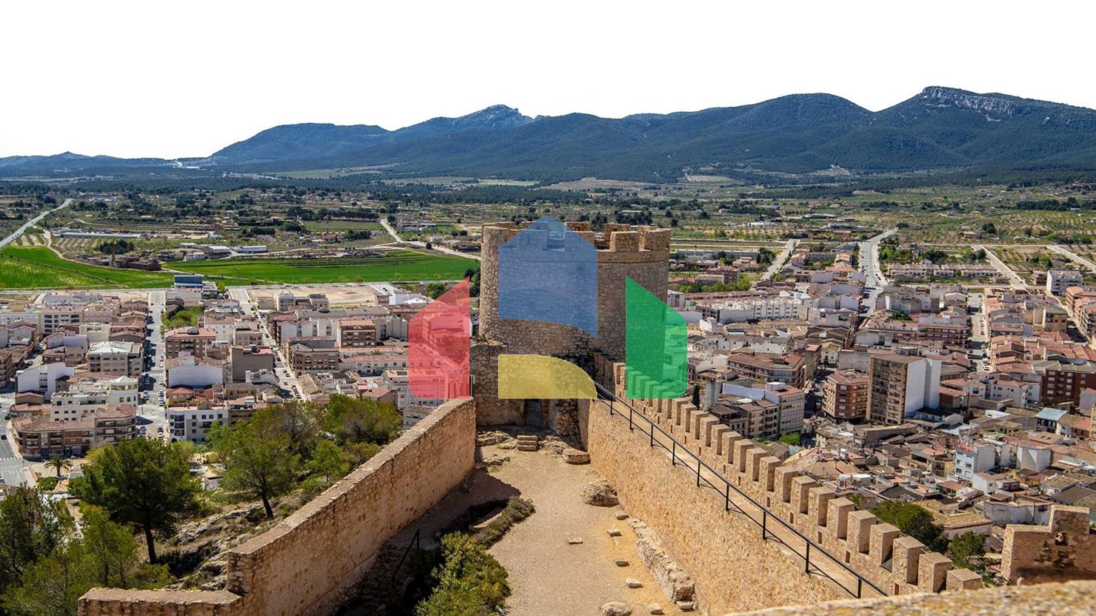 Откройте для себя дом своей мечты в Касталье: Виллы и апартаменты в спокойном горном окружении