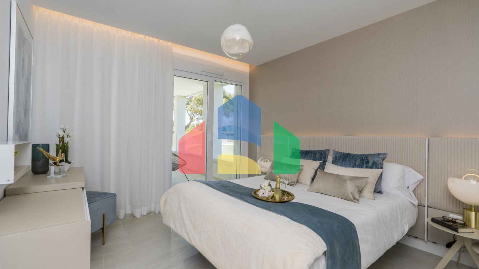 НОВЫЙ ЖИЛОЙ КОМПЛЕКС В САН РОКЕ КЛАБ, КАДИС