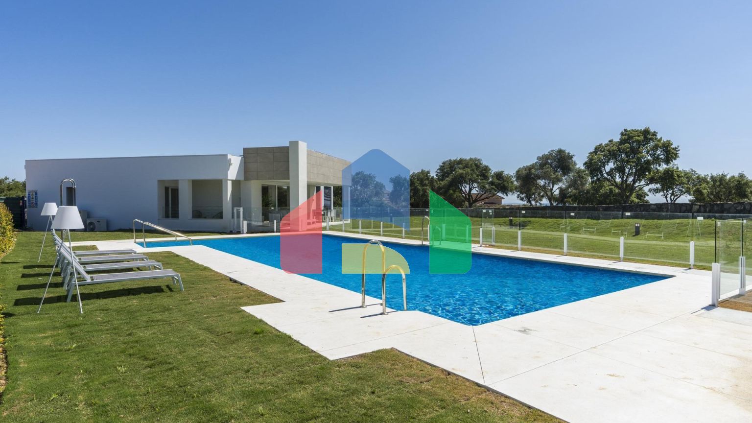 НОВЫЙ ЖИЛОЙ КОМПЛЕКС В САН РОКЕ КЛАБ, КАДИС