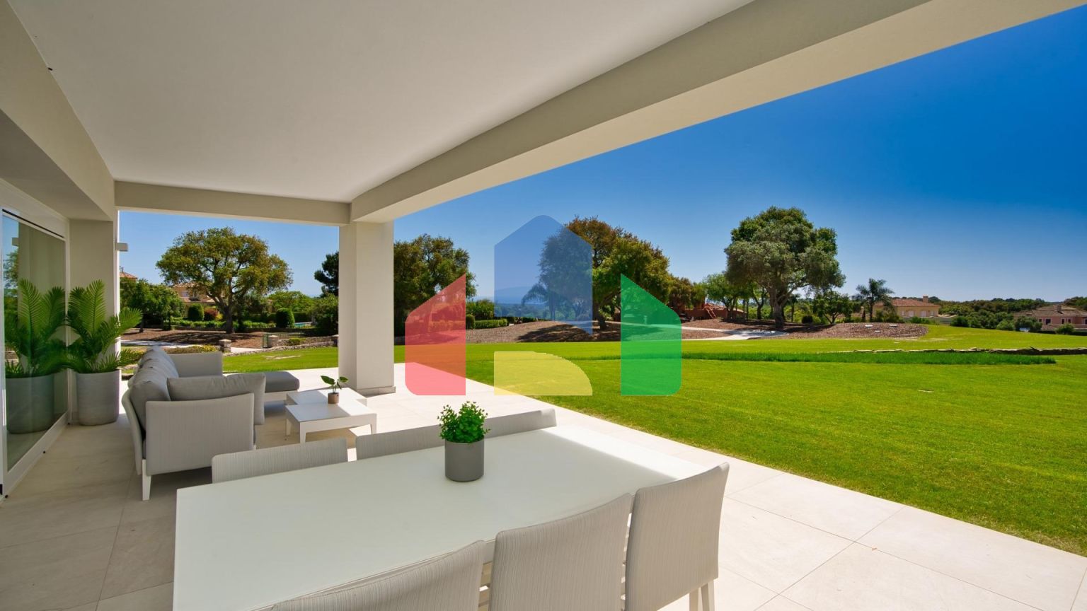 НОВЫЙ ЖИЛОЙ КОМПЛЕКС В САН РОКЕ КЛАБ, КАДИС