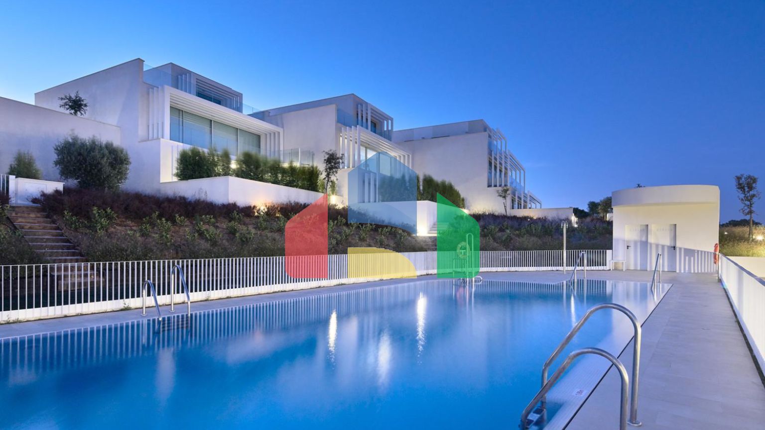 Роскошные трехкомнатные апартаменты недалеко от клуба гольфа La Cañada в резервации Сотогранде