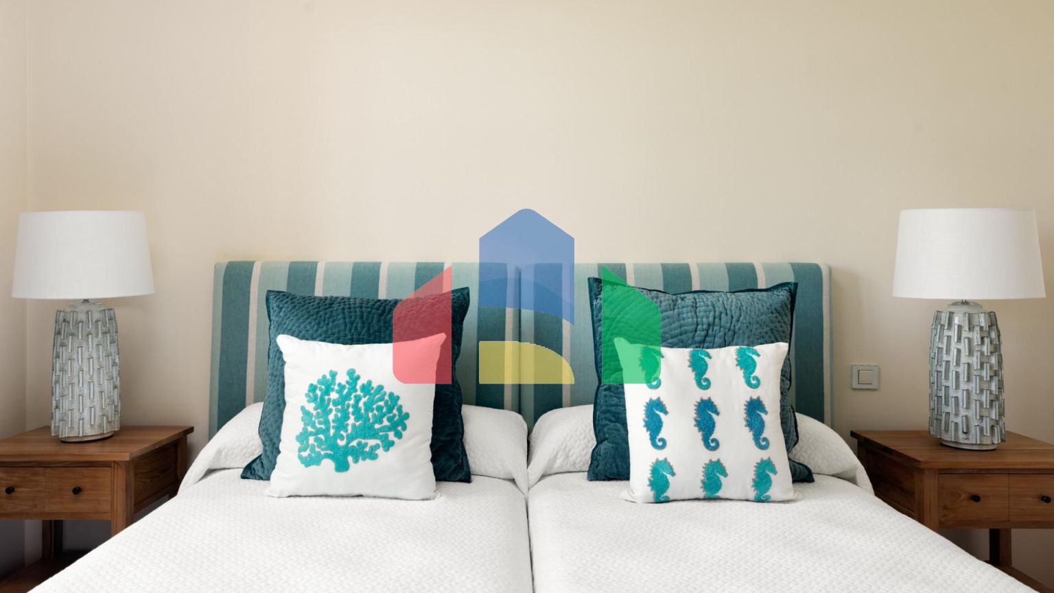 Впечатляющая вилла с 4 спальнями в Сотогранде