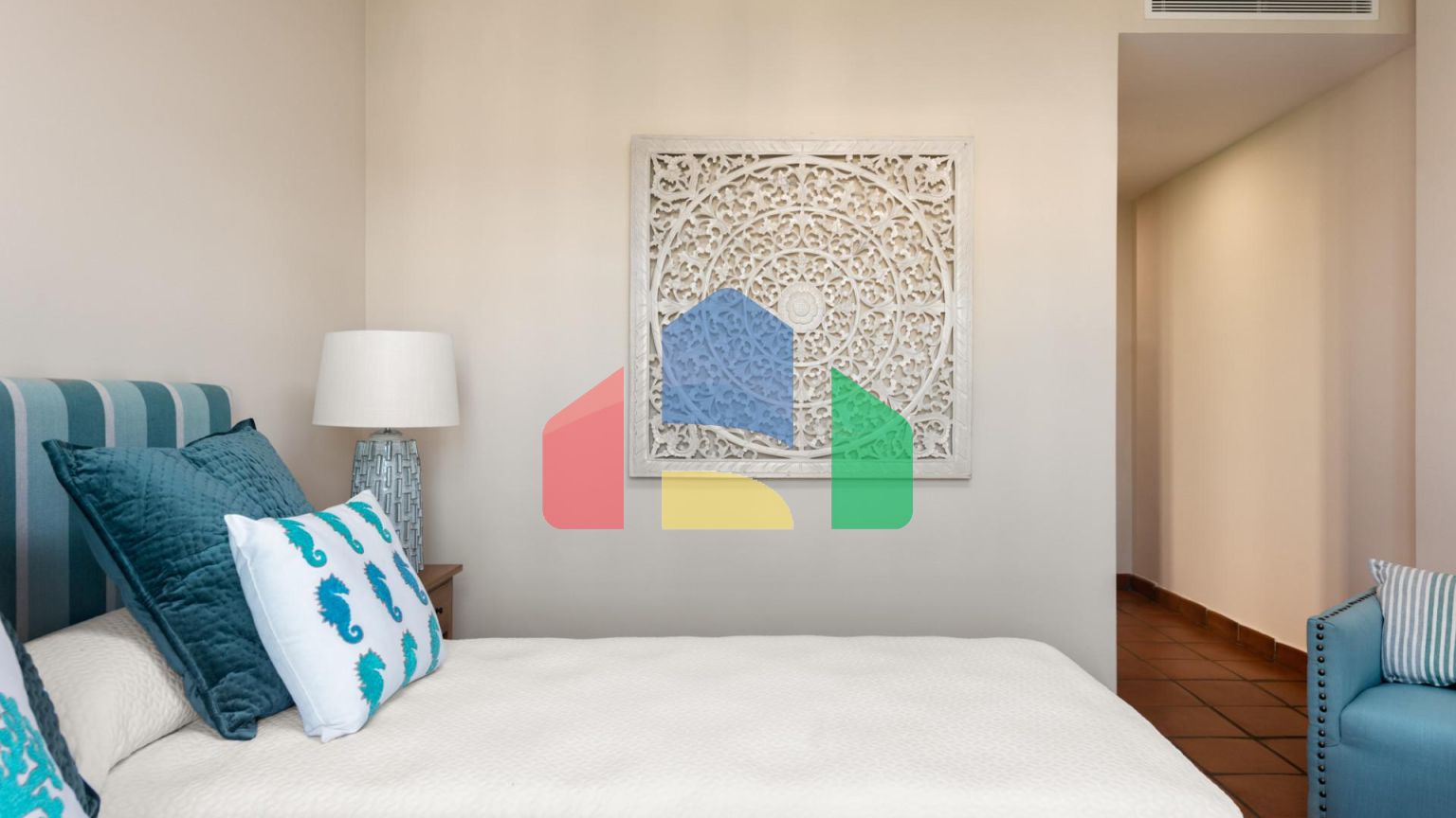 Впечатляющая вилла с 4 спальнями в Сотогранде