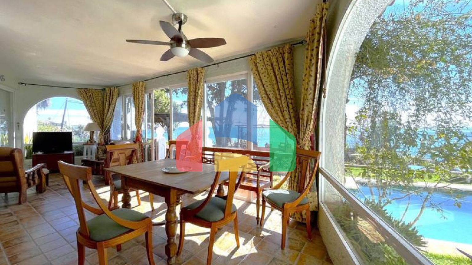 Semi Detached Villa в Sotogrande ID SD0858