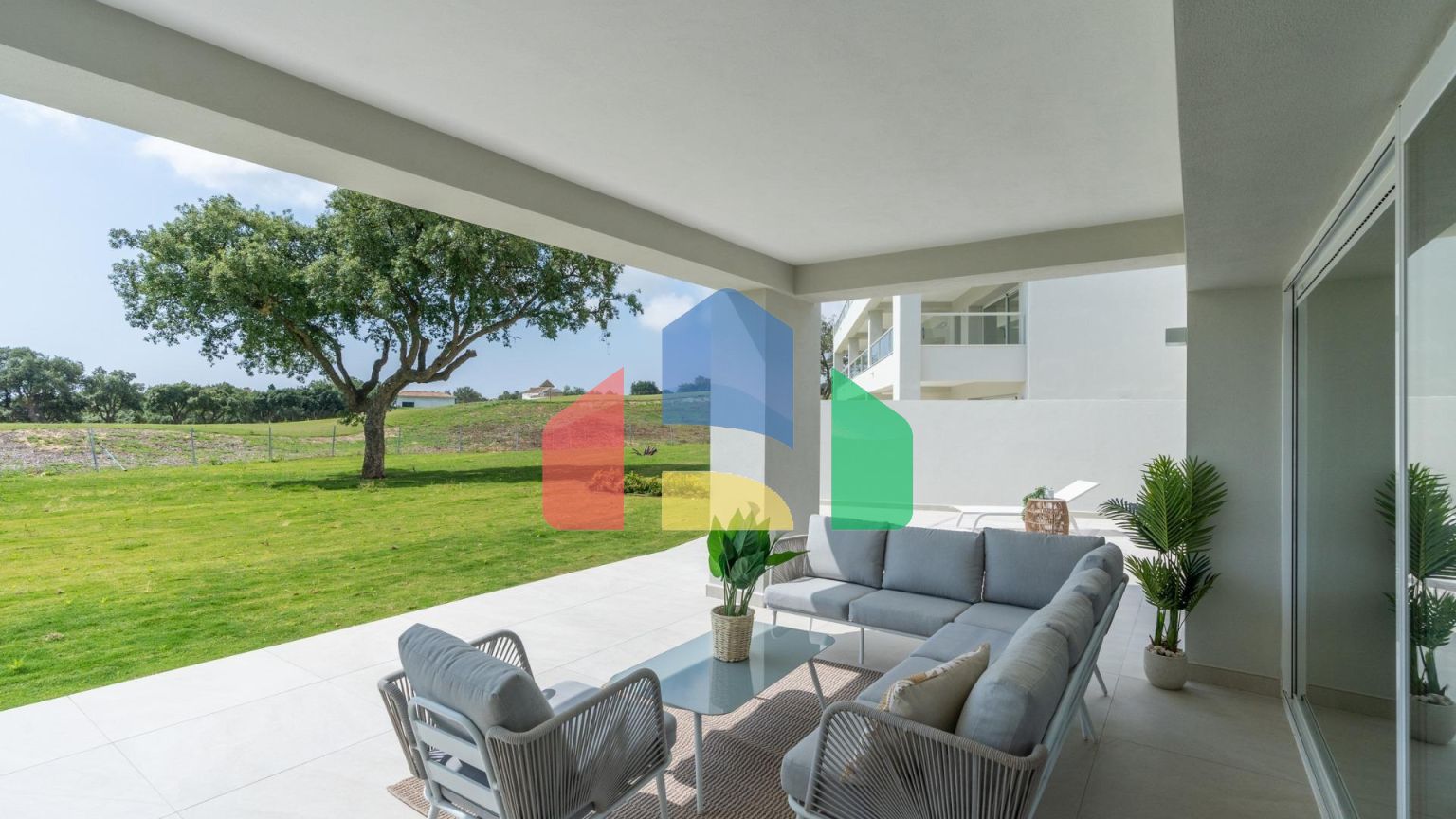 НОВЫЙ ЖИЛОЙ КОМПЛЕКС В САН РОКЕ КЛАБ, КАДИС