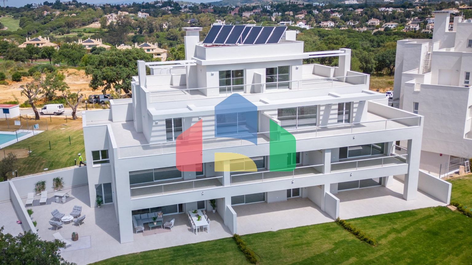 НОВЫЙ ЖИЛОЙ КОМПЛЕКС В САН РОКЕ КЛАБ, КАДИС