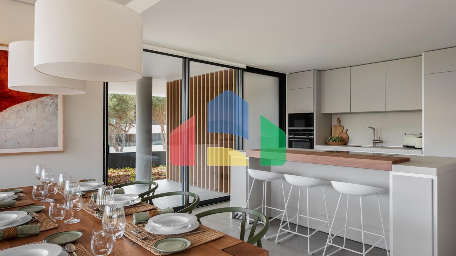 Функциональные экологичные двухкомнатные квартиры в Сотогранде