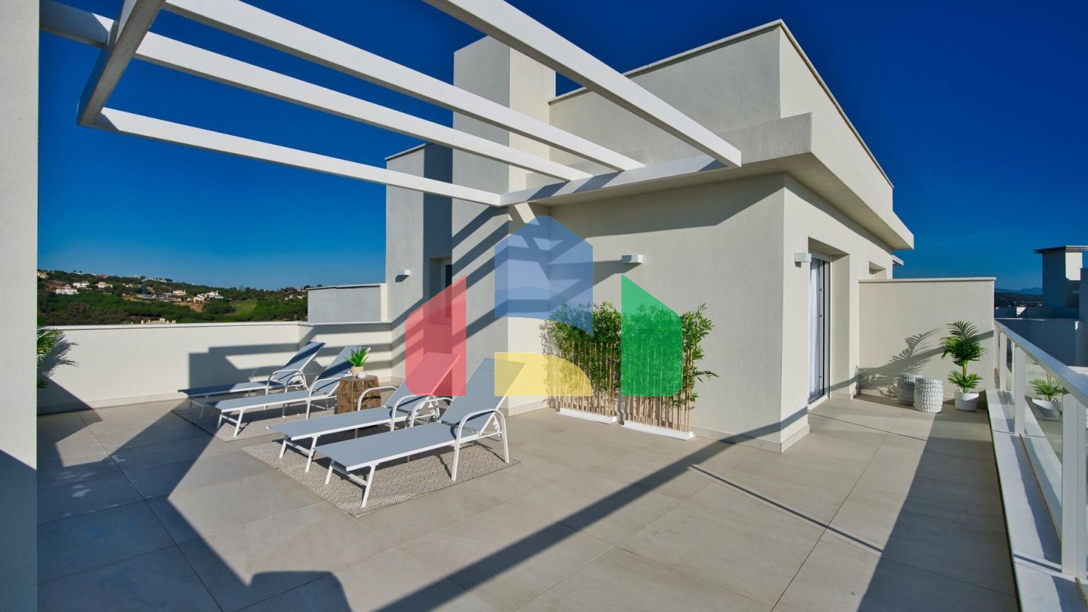 НОВЫЙ ЖИЛОЙ КОМПЛЕКС В САН РОКЕ КЛАБ, КАДИС