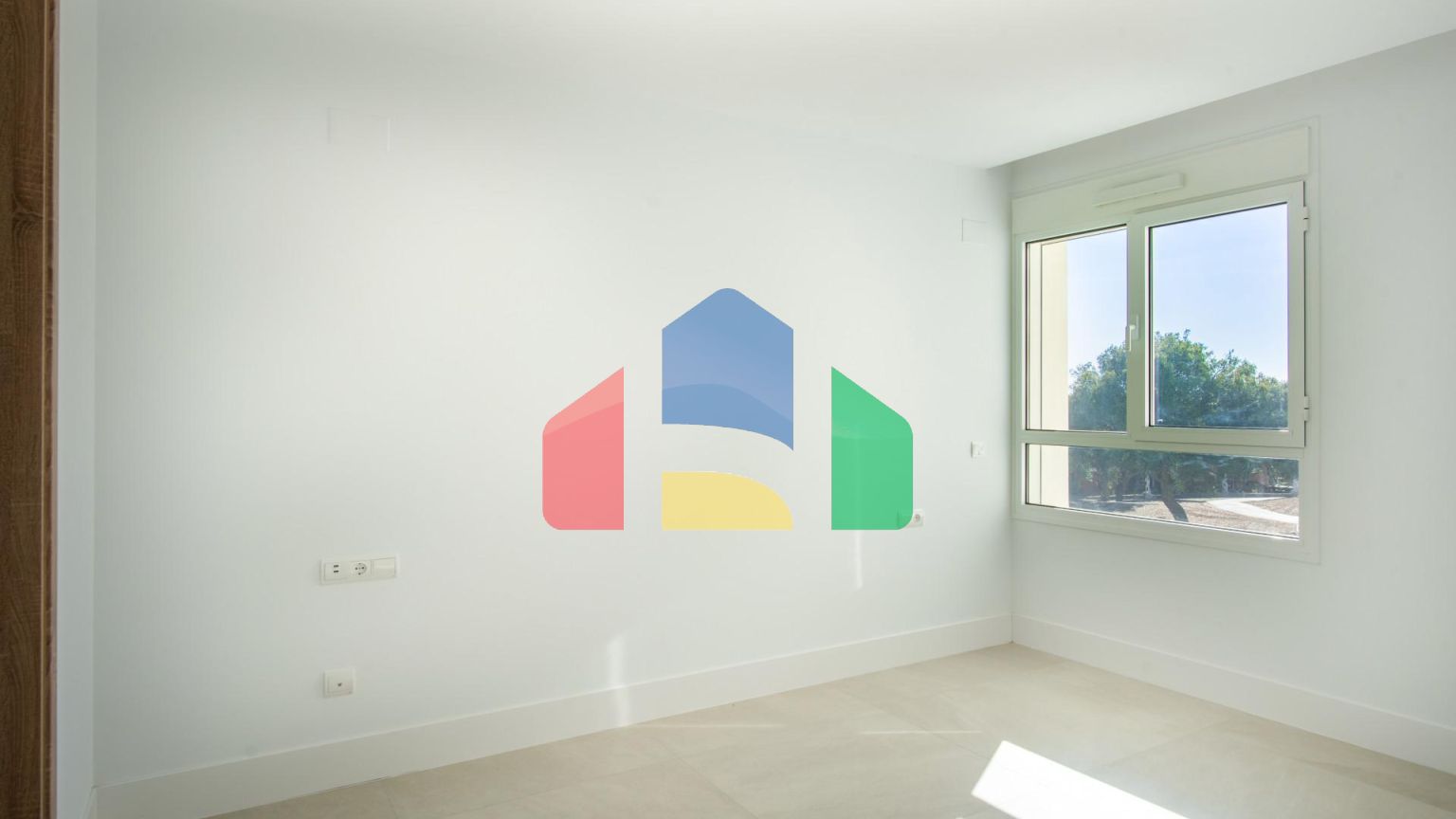 Совершенно новая 3-комнатная квартира с панорамным видом на море в Сотогранде