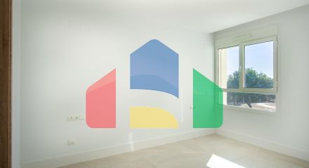 Совершенно новая 3-комнатная квартира с панорамным видом на море в Сотогранде