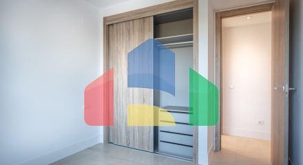 Совершенно новая 3-комнатная квартира с панорамным видом на море в Сотогранде