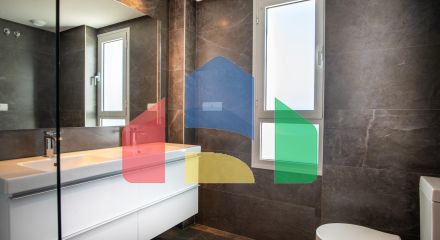 Совершенно новая 3-комнатная квартира с панорамным видом на море в Сотогранде