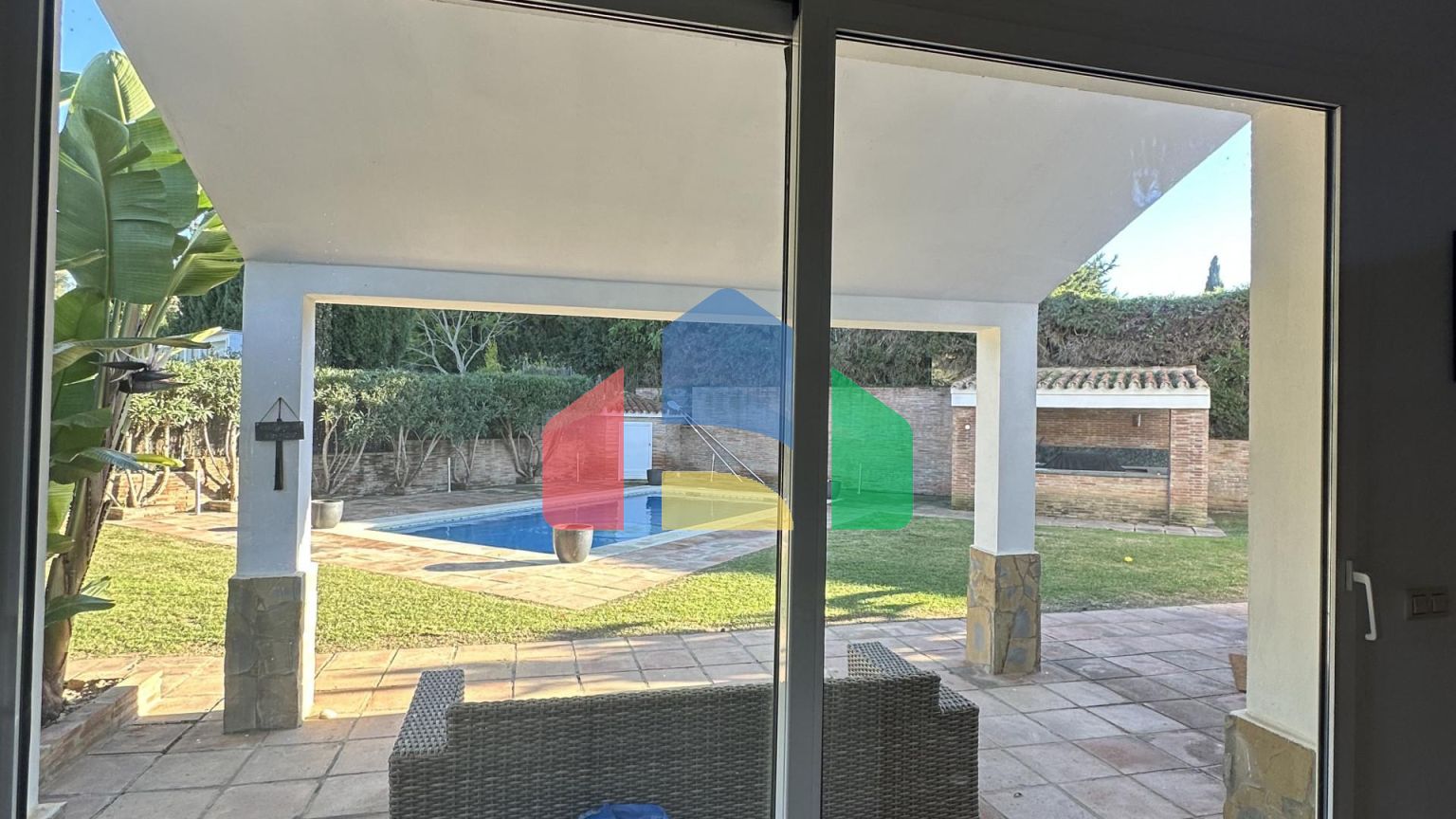 Приватная вилла в Сотогранде