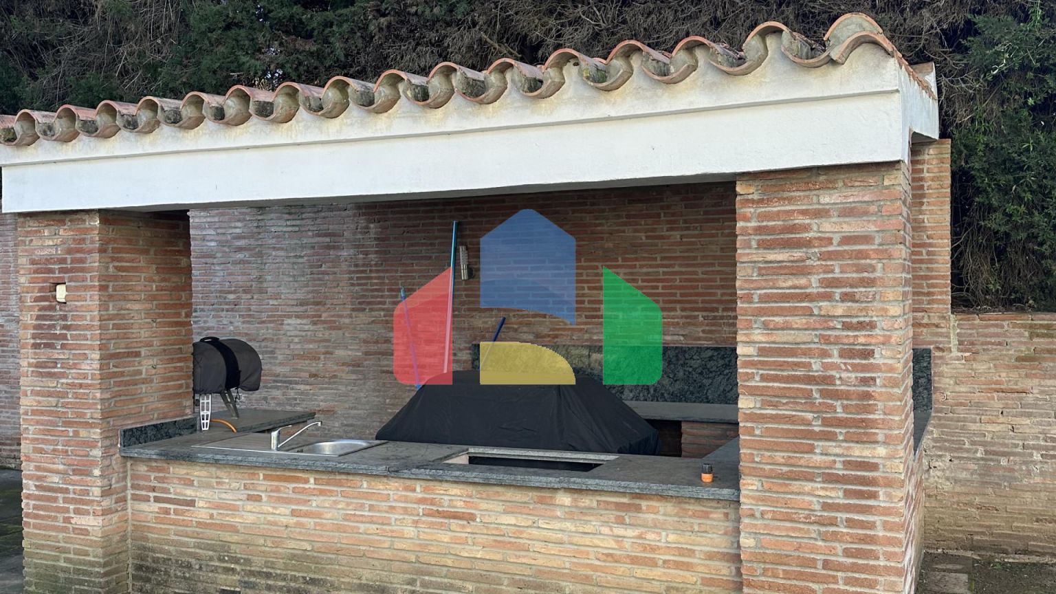 Приватная вилла в Сотогранде